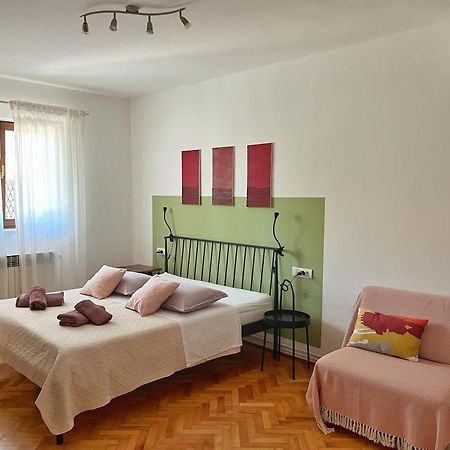 Apartment Nino In Póla Kültér fotó